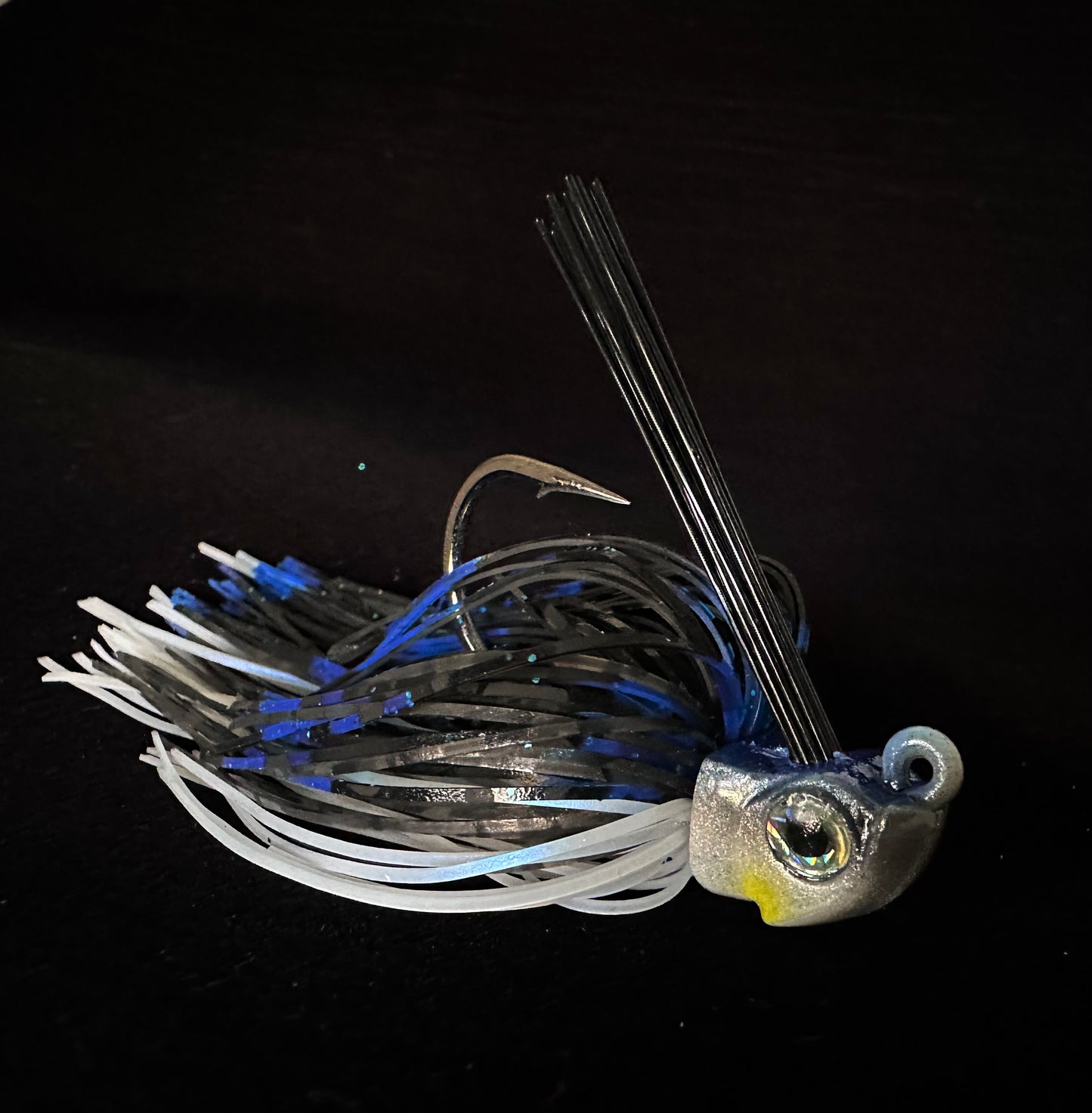 Bobby BDE Skirted Jig